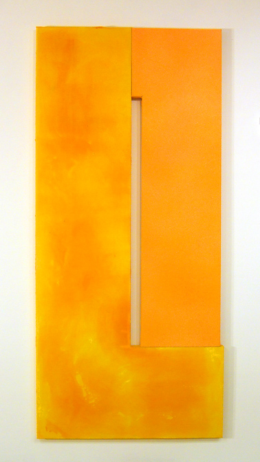 Yellowandorangepullwithyellowspray